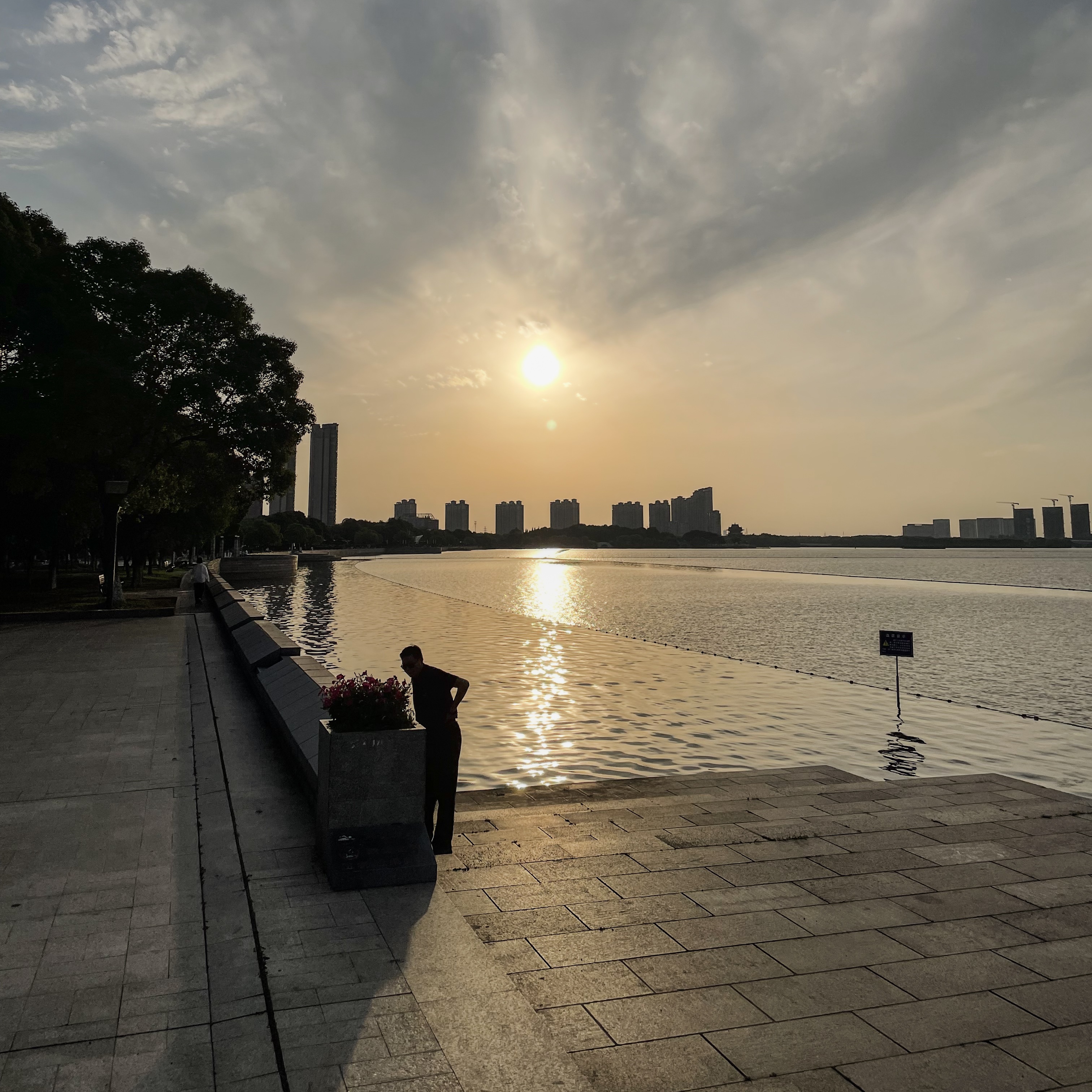 Taken on June 7, 2022, following the notorious New Gaokao Math Paper I (新高考I卷数学)